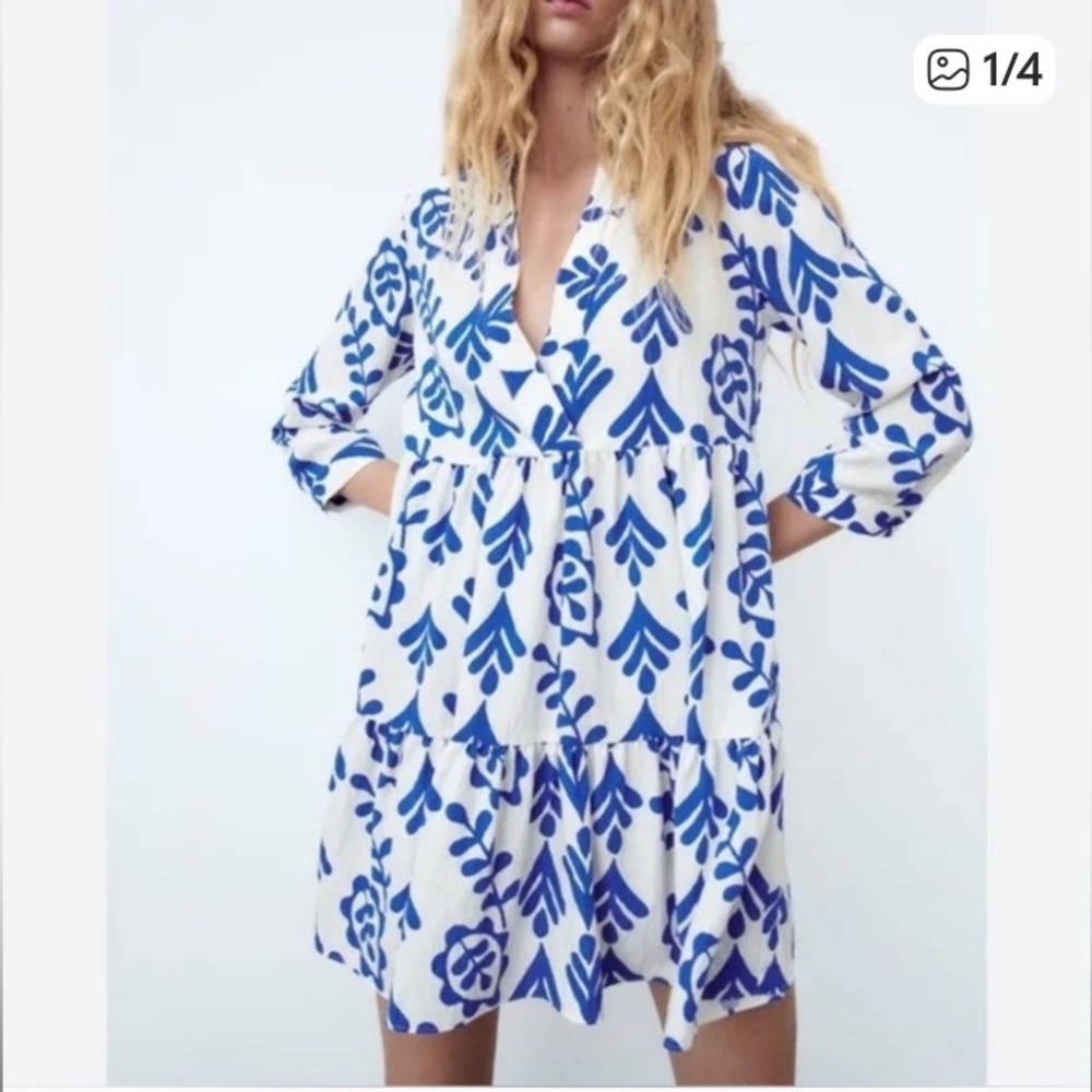 Zara blue and white Abstract Floral Print Blogger Fave dress- women’s L EUC